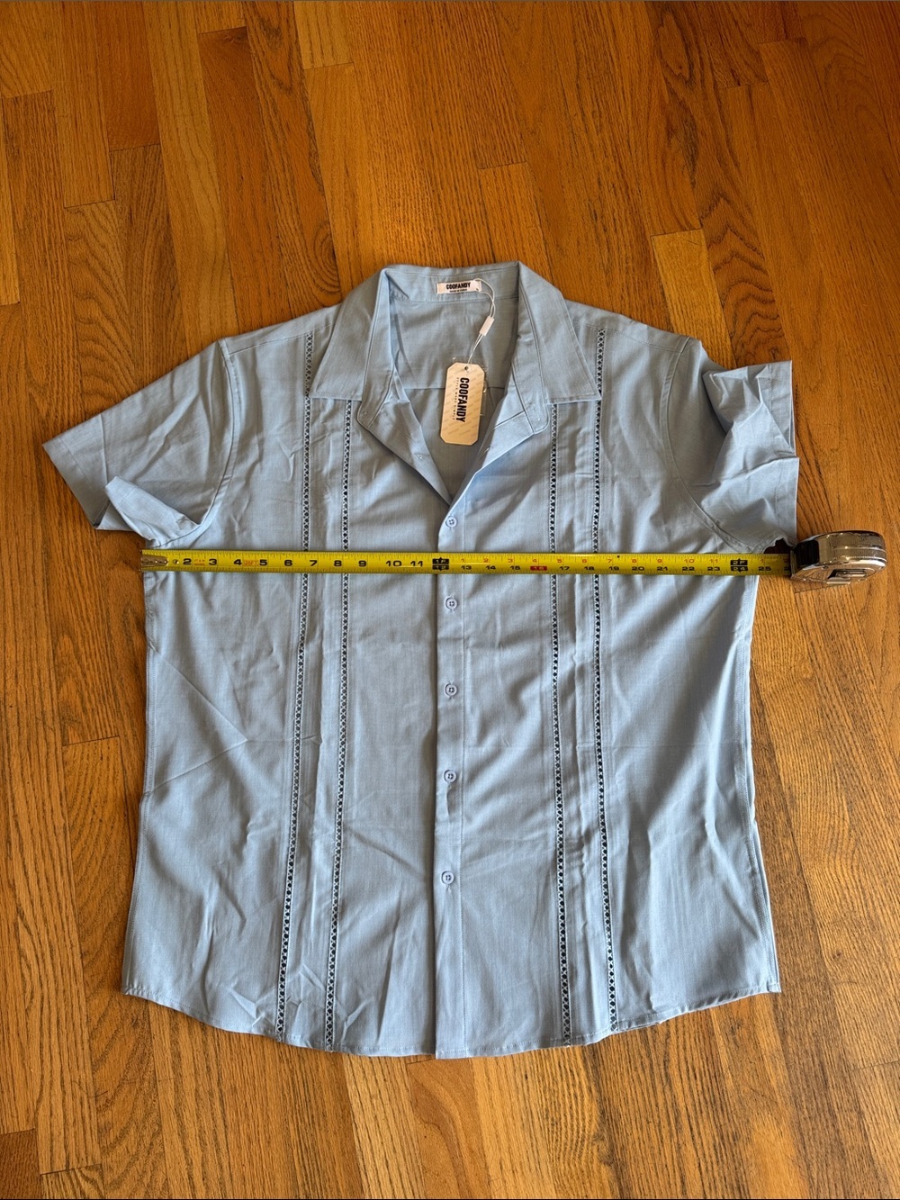 Men's Light Blue Short-Sleeve Button-Down Shirt with Embroidered Panels - Picture 3 of 5